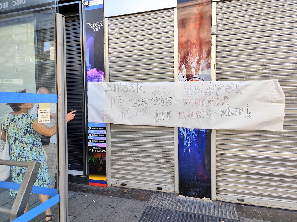 Tetuán 30 Días (@tetuan30dias) on Twitter photo Los vecinos de Bravo Murillo, 360, se quejan por el ruido de la discoteca y se acuerdan del alcalde, <a href="/AlmeidaPP_/">José Luis Martínez-Almeida</a> Los vecinos de Bravo Murillo, 360, se quejan por el ruido de la discoteca y se acuerdan del alcalde, <a href="/AlmeidaPP_/">José Luis Martínez-Almeida</a>