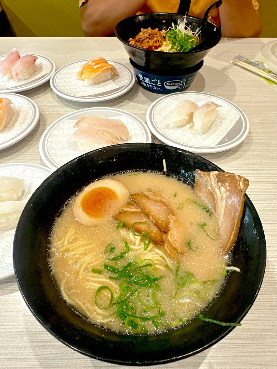 _XwX_v's tweet image. よるごはん🍣