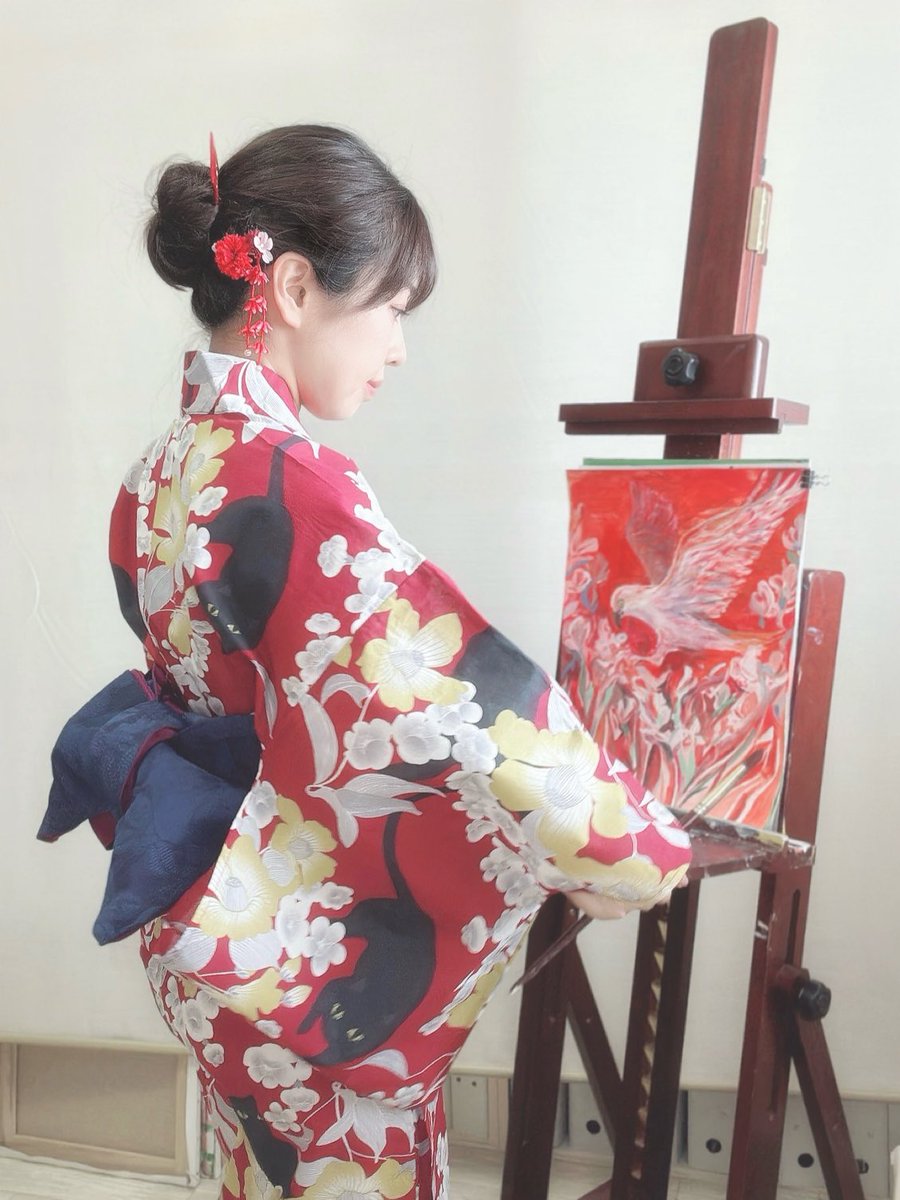 花火の音が聞こえる🎆

今年の浴衣は赤♦️

#日々ドローイング