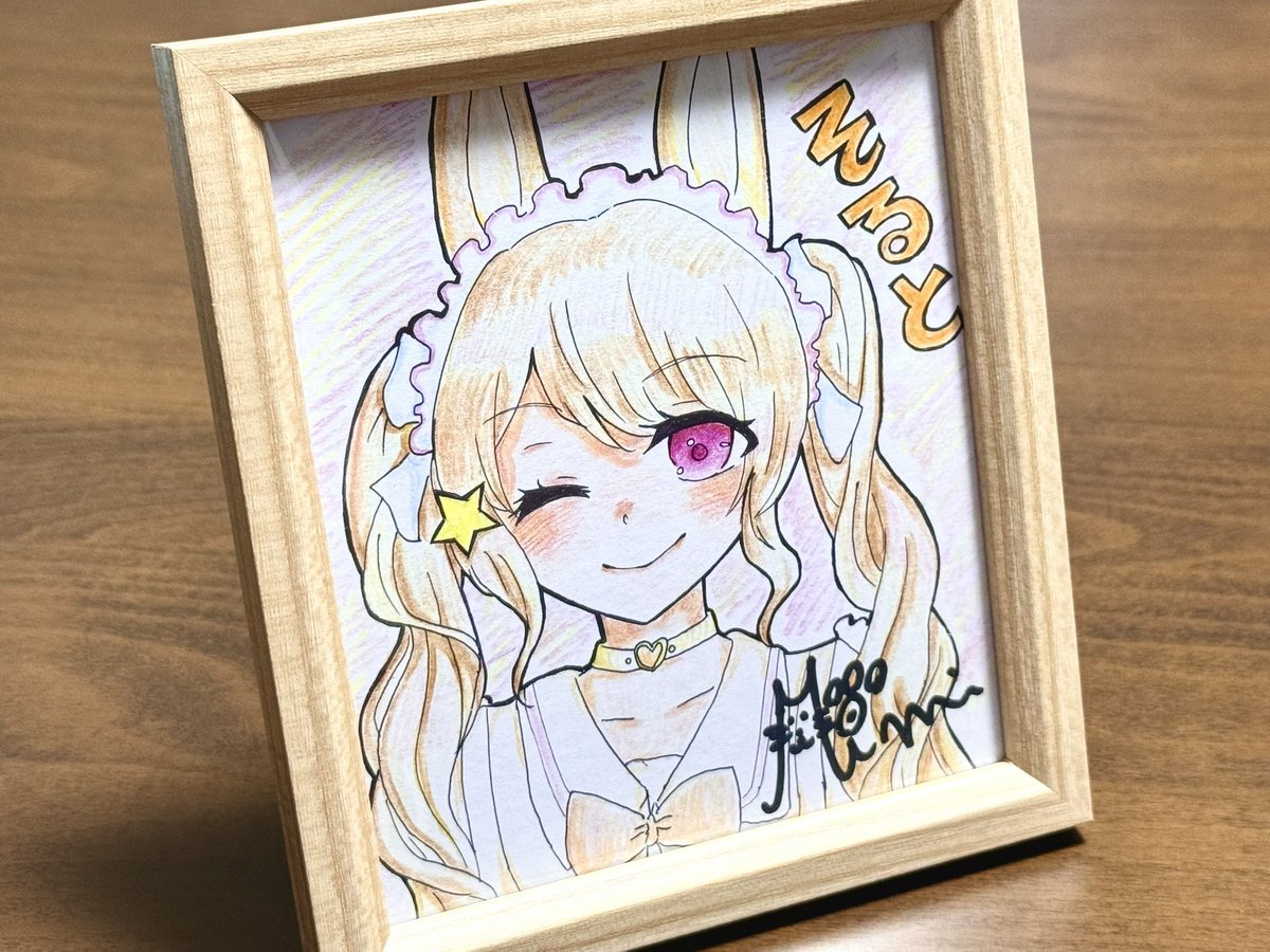 srt_7429's tweet image. VketRealに行ってきたよ🤍
孤独と暑すぎて大変だったけど、とっても大事な目的があったからがんばれた！
ミミちゃんやなっこちゃんとお話できたし、エキュセンさんともお話できてよかった😊✨
ミミちゃん、かわいく描いてくれてありがっとぉぉぉ🫶💕

#VketReal #どりーむぷらねっと #サキュバス酒場