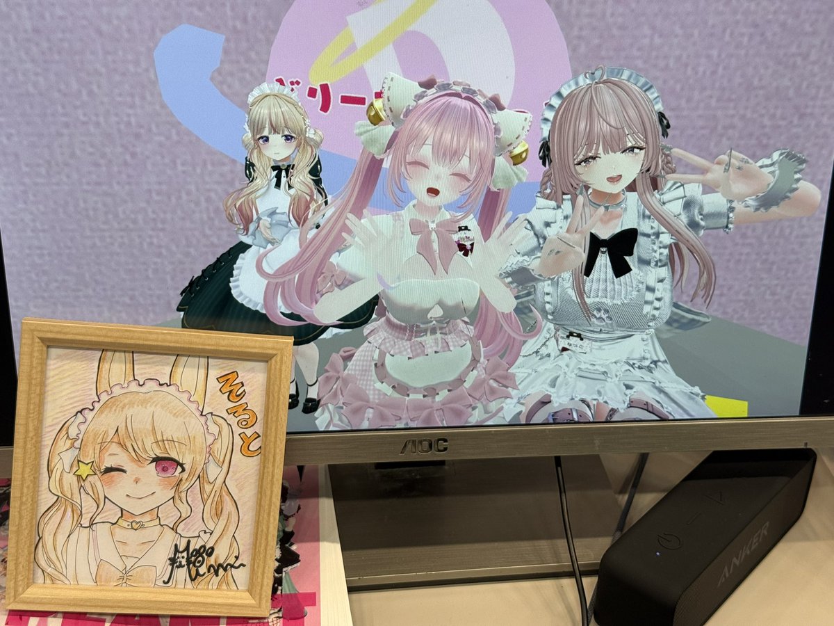 srt_7429's tweet image. VketRealに行ってきたよ🤍
孤独と暑すぎて大変だったけど、とっても大事な目的があったからがんばれた！
ミミちゃんやなっこちゃんとお話できたし、エキュセンさんともお話できてよかった😊✨
ミミちゃん、かわいく描いてくれてありがっとぉぉぉ🫶💕

#VketReal #どりーむぷらねっと #サキュバス酒場
