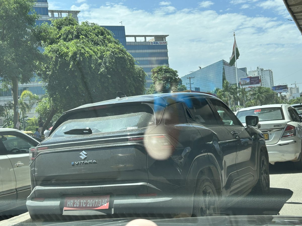 0ldmonk's tweet photo. @Maruti_Corp ready to launch eVitara. #Maruti #EV #Vitara #eVitara https://t.co/UxXP4GUf4A