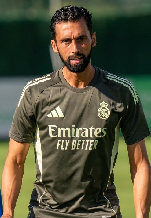 MelchorRuizCope's tweet image. El #RMCastilla de @aarbeloa17 se "estrena" con Victoria en su Primer Partido de Pretemporada
✅️ El Castilla se ha impuesto 0-4 al @marbella_fc
36’ Gabriel Castrelo
40’ Loren Zúñiga
56' Rachad
60' Rachad
El siguiente partido será el próximo sábado ante el Racing de Ferrol