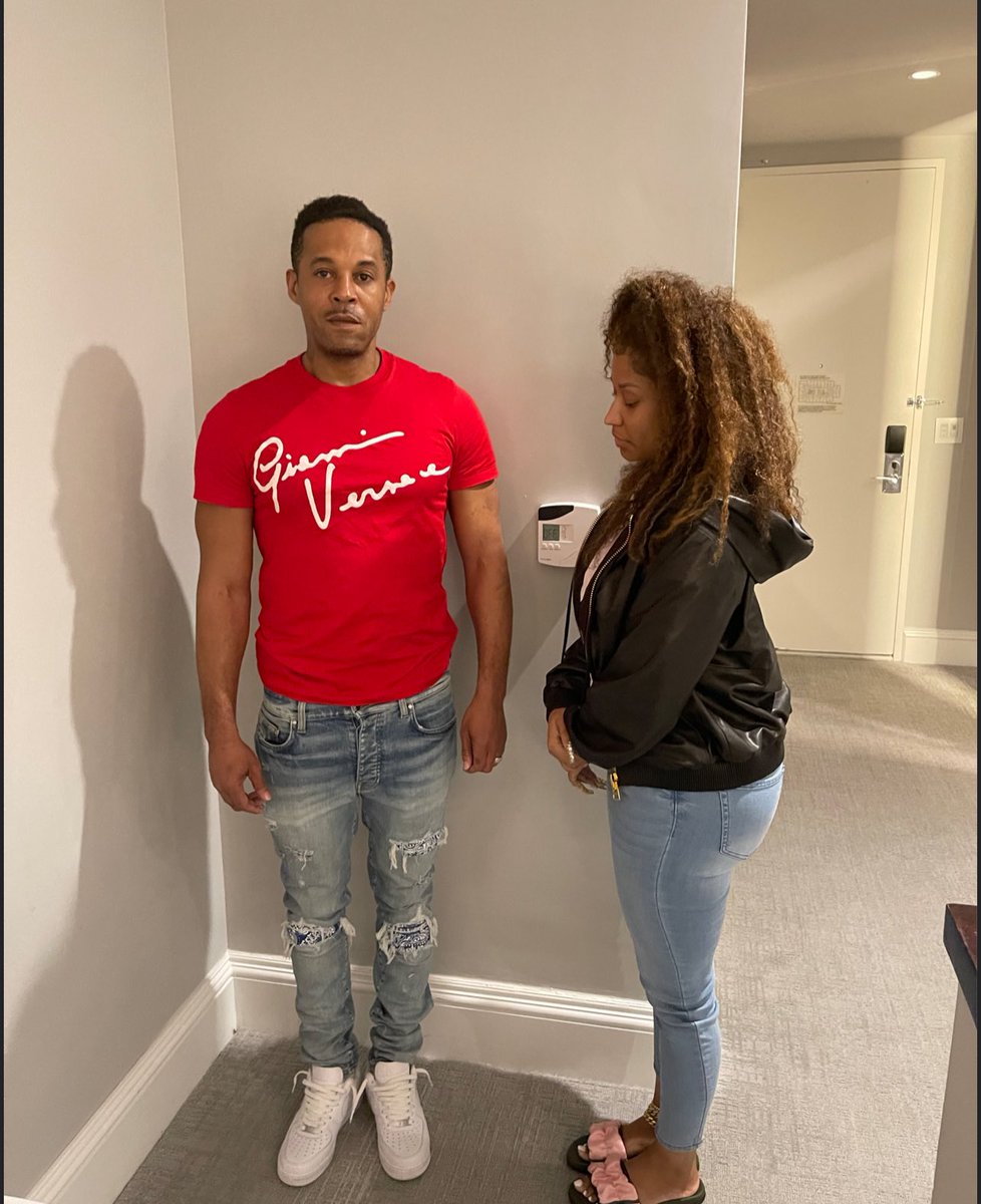 EXECUTIVEXMEDIA's tweet image. .@NICKIMINAJ humiliated, New York court  has ordered final settlement between Kenneth Petty sex victim Jennifer Hough and Nicki Minaj for bullying and harassment next week.

“In-person settlement conference on July 31, 2025. Nicki Minaj can participate by telephone.”

Thoughts?