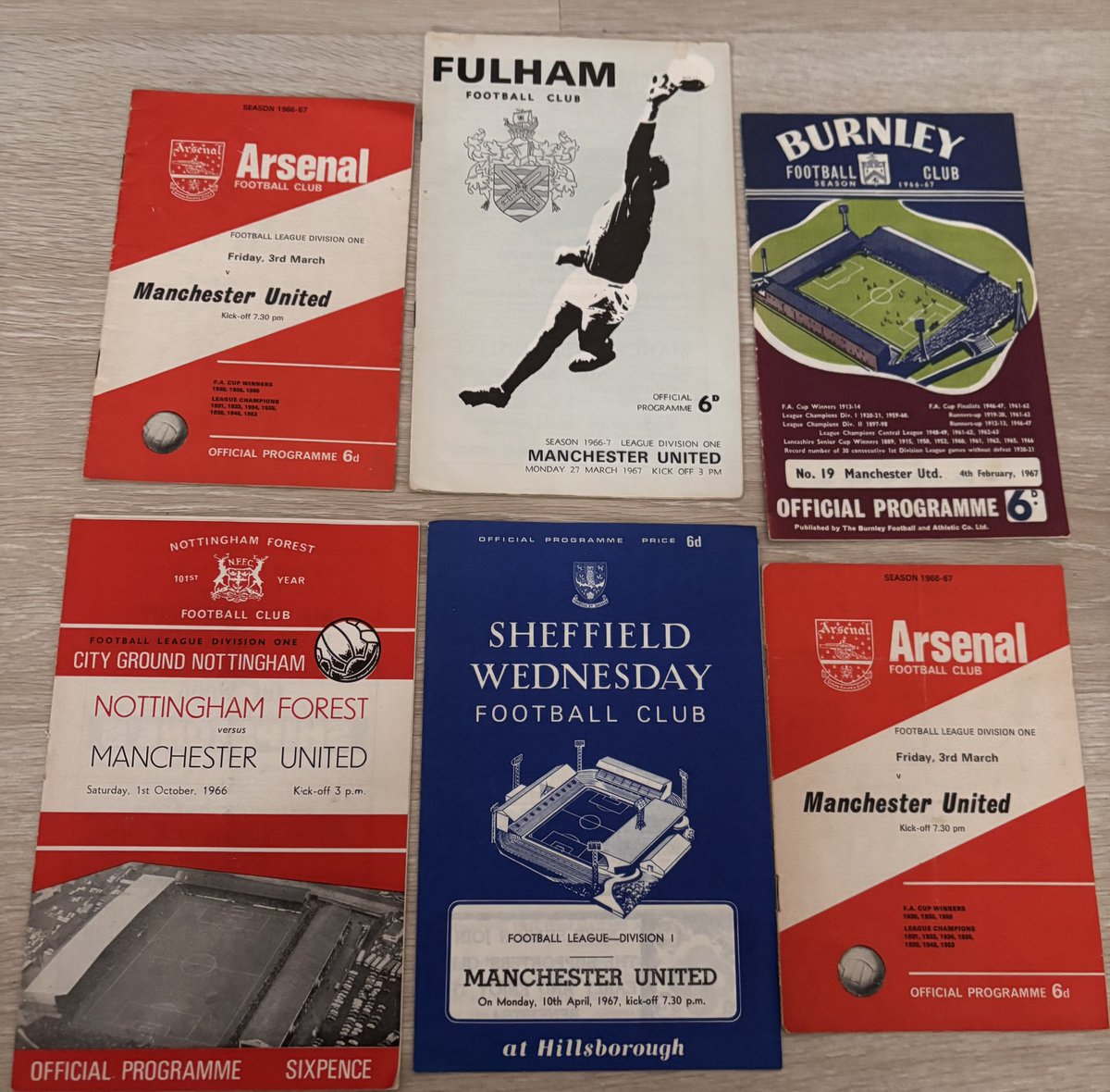 MUFCMemorabilia's tweet image. Manchester United 1960s away Programmes
£0.50 each
Excluding postage