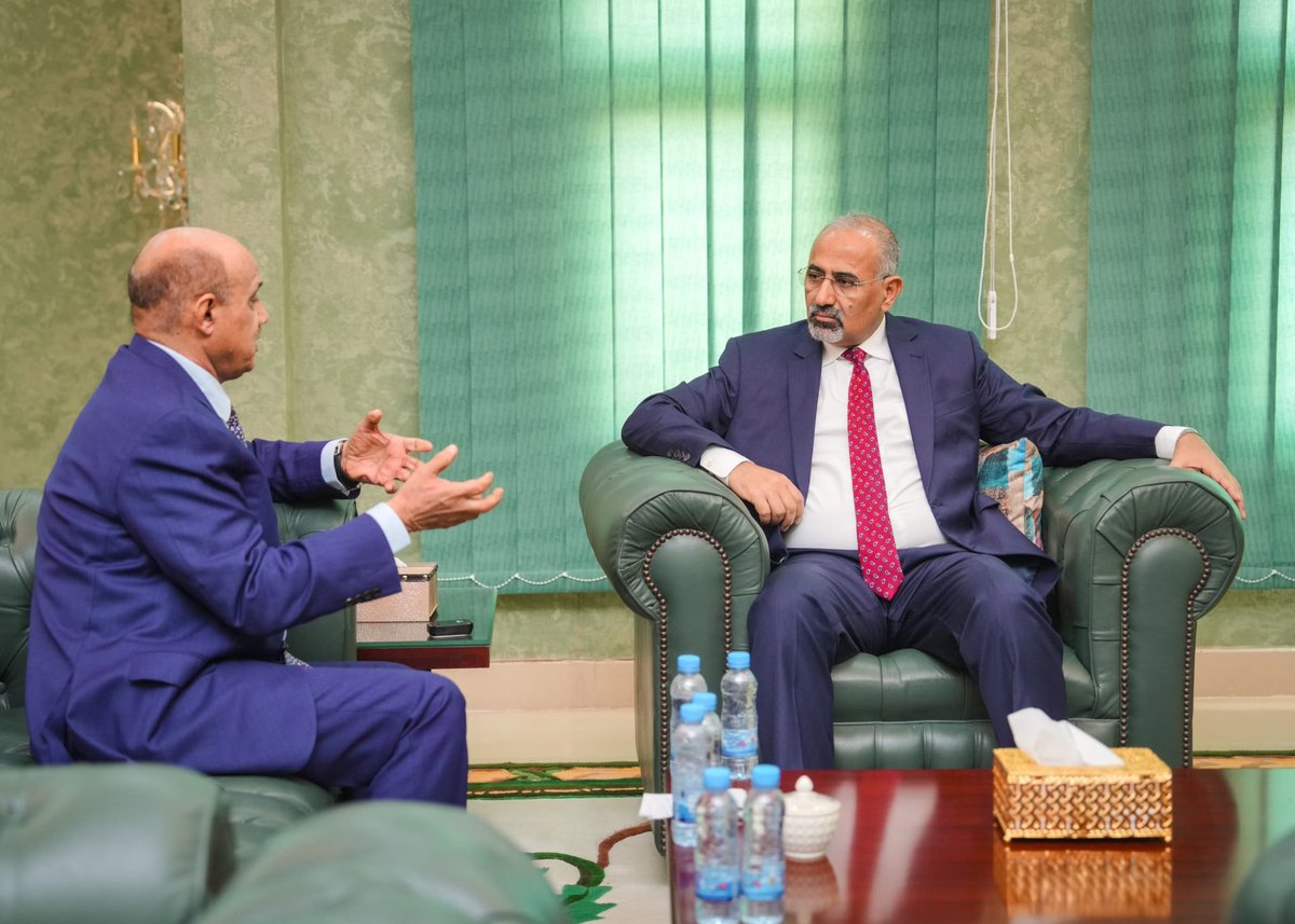 الرئيس الزُبيدي يطّلع على إجراءات البنك المركزي لضبط القطاع المالي والمصرفي
stcaden.com/posts/30196