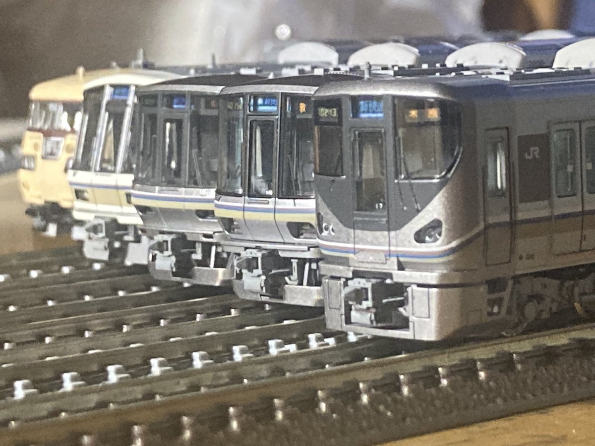 Jline22l_B11's tweet image. しっかしtomixから歴代新快速が出来るようになるとはなあ