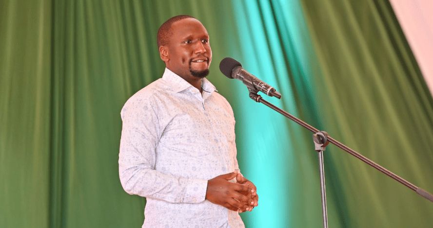 PeopleDailyKe's tweet image. Cheruiyot criticises Sifuna, thanks Kanduyi residents for rejecting him.
Read the full story here:
tinyurl.com/3fp2pjkf