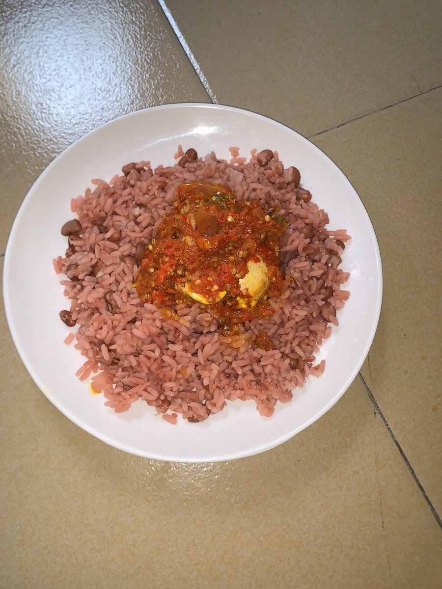 Mauyon_XO's tweet photo. Waakye 🤭 https://t.co/iP6GnmTHIx
