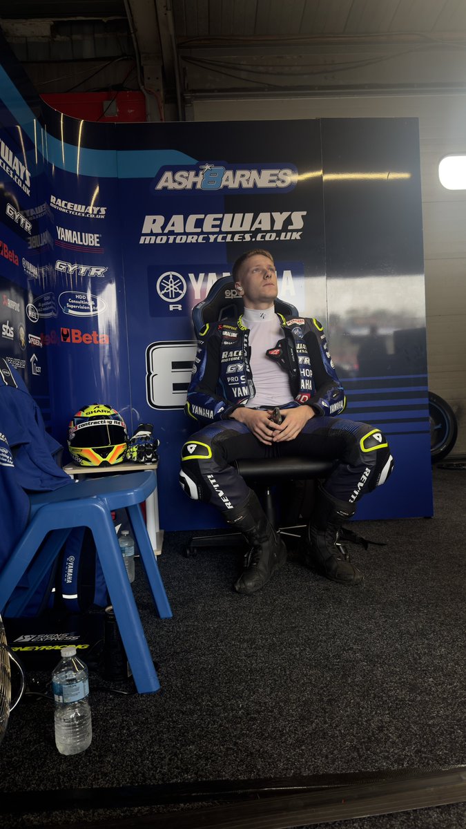 racewaysyamaha's tweet image. Up next, it’s time for Qualifying in the Pirelli National Sportbike Championship! 😜
We weren’t lying when we said this morning was a busy one! 😄
#RacewaysYamaha
#YamahaRacing #RevsYourHeart #RWorld