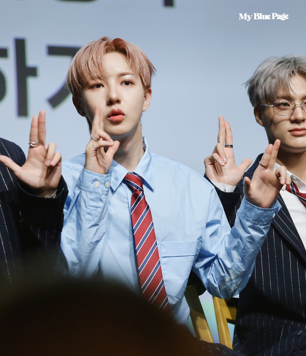 MyBluePage's tweet image. 칠러 🔫

250726
#런쥔 #RENJUN