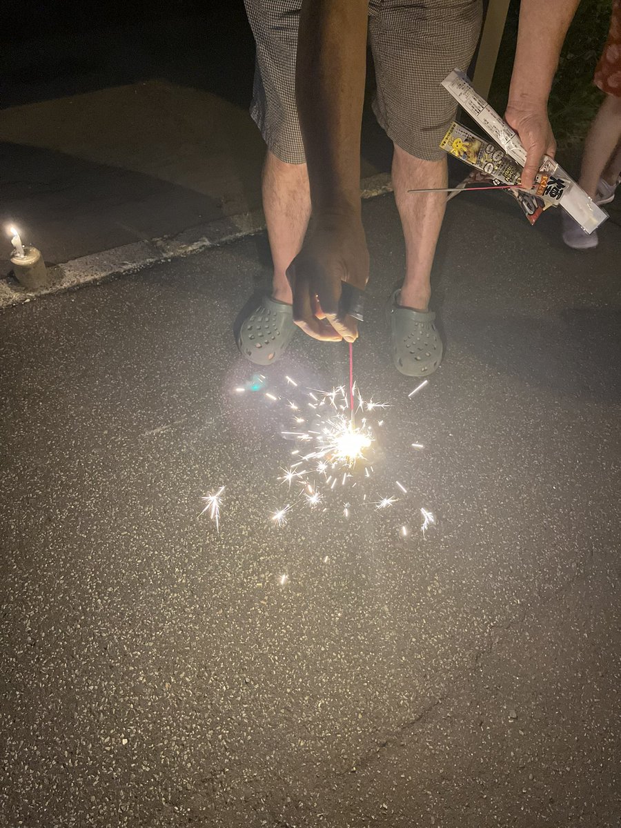 MaskedWalker244's tweet image. 最後の〜花火に〜今年も〜なったな〜