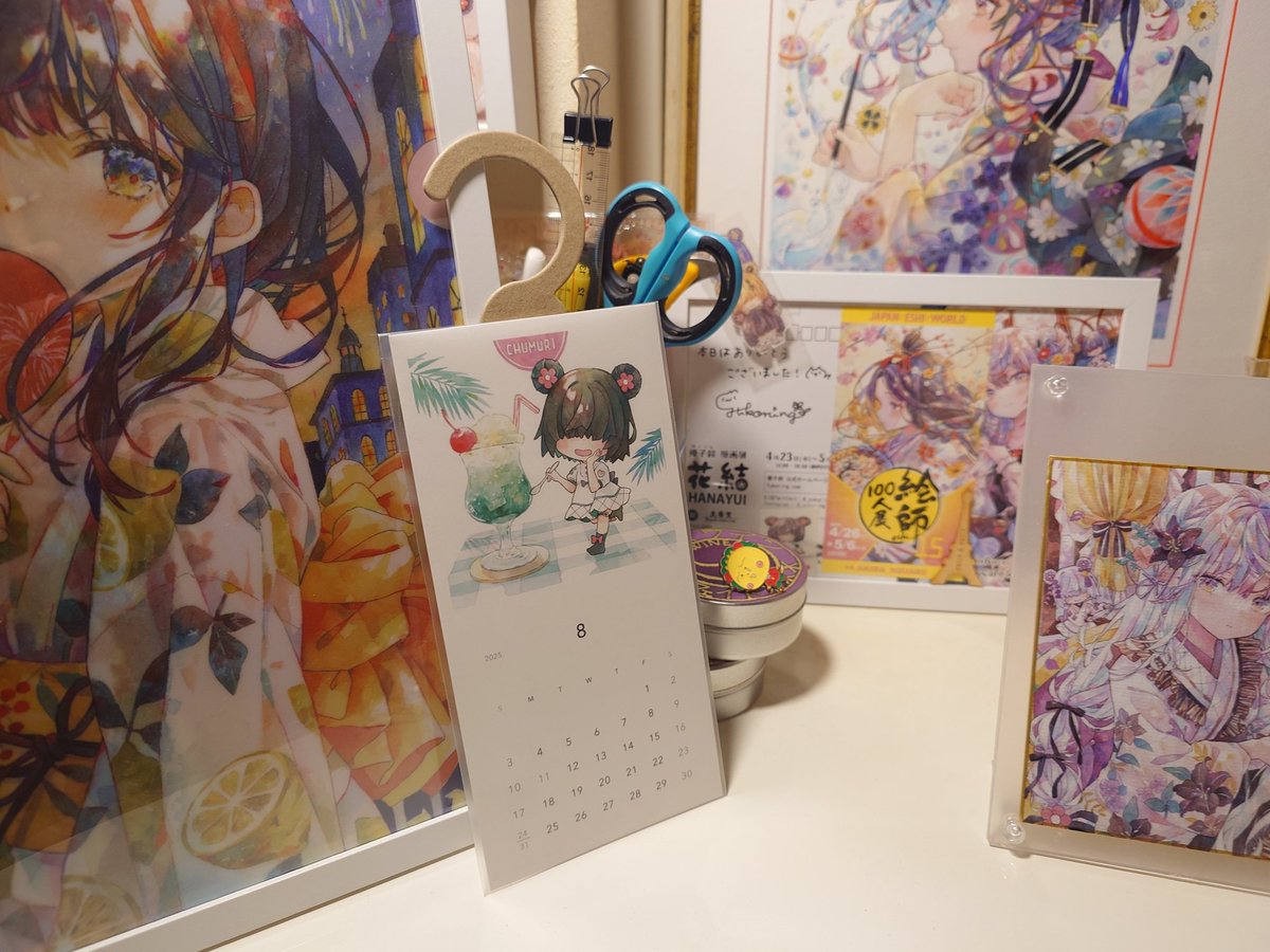 ShahIsmail7059's tweet image. 優子鈴さんのカレンダーから購読はじめました…!!作家さんの世界観を活かしたデザインで、カレンダー本来の機能としての視認性も良いです…💠✨️昨今縮小傾向な暑中お見舞いや年賀状などの年中行事に代わる嬉しい商品だと思います🥰
@gekkan_letter
#月刊レター
#優子鈴