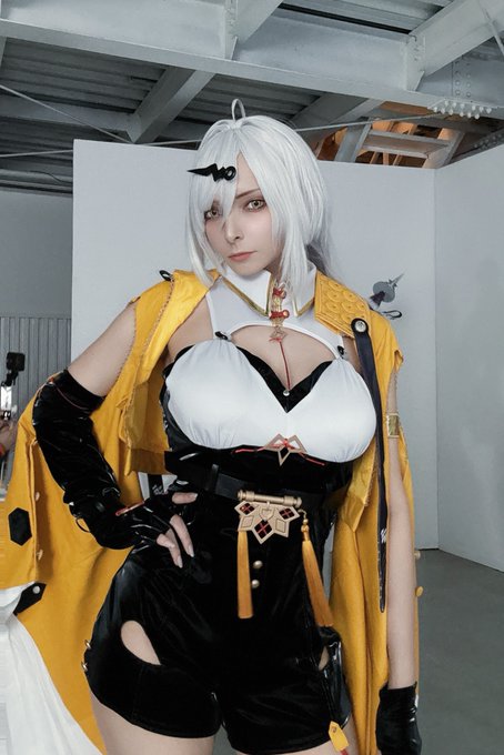 Twitterのコスプレ画像8