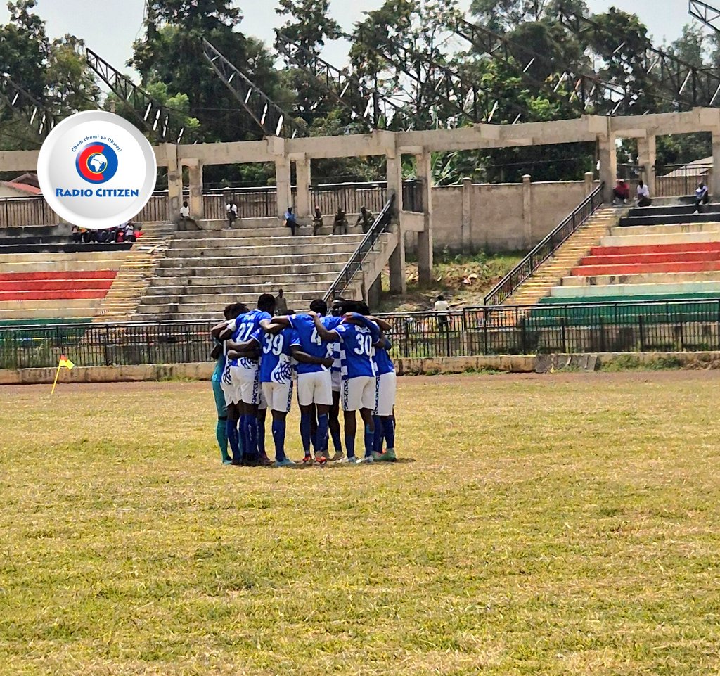 RadioCitizenFM's tweet image. Mechi kati ya AFC leopards na Nzoia Sugar FC yaanza rasmi ndani ya Masinde Muliro Stadium Bungoma. Baada ya hapo #RogaRoga inakujia liiiiive
Upo ? Unatakia timu gani ushindi ?
#RadioNumberOne