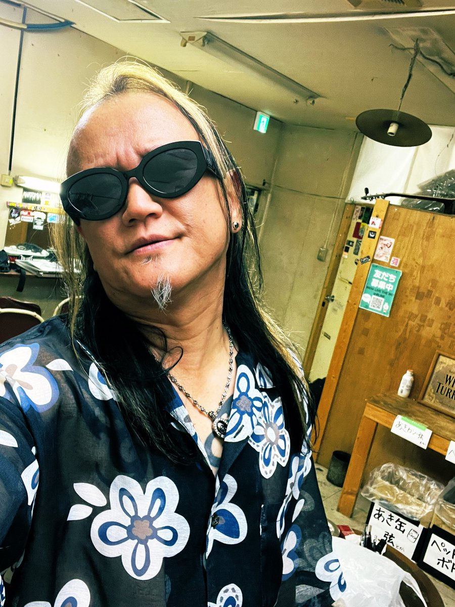 Chirolyn_1965's tweet image. 今日から単独公演やんよ🍻✨
長野ってこんなに暑かったっけか🌞💦