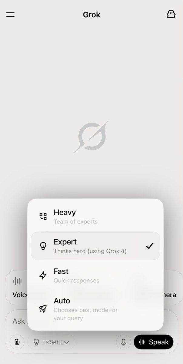 wesselvk's tweet image. 🚨Grok just got an update on the iPhone.
- Heavy
- Expert
- Fast
- Auto 😀