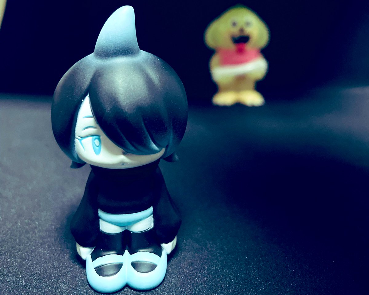 rayflo_pop's tweet image. 今回のVAGガチャ43弾はこの2つを回してきました！
かえちゃん黒×水色めちゃめちゃ好み☺
ULURUは回すはずじゃなかったんだけど実物思った以上に顔がキ マりすぎてて(褒め言葉)回してしまいましたw
蓄光はホント嬉しいんだけどホラーすぎて笑うｶﾜｲｲ(´^ω^｀)ﾌﾞﾌｫwww
#VAG
 #Uluru
#かえちゃん