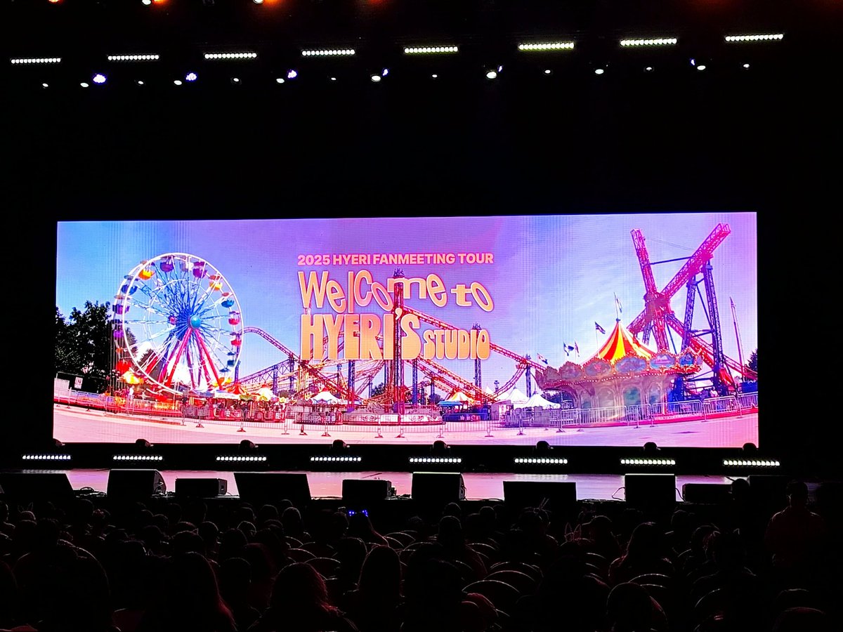 buzzsetter_'s tweet image. The stage is set for Hyeri's first-ever fanmeeting in Manila! โจ
Presented by @Threeanglespro
#ํ๋ฆฌ
#Welcome_to_HYERIs_STUDIO
#Welcome_to_HYERIs_STUDIO_in_MANILA
#์จ๋ธ๋ผ์
