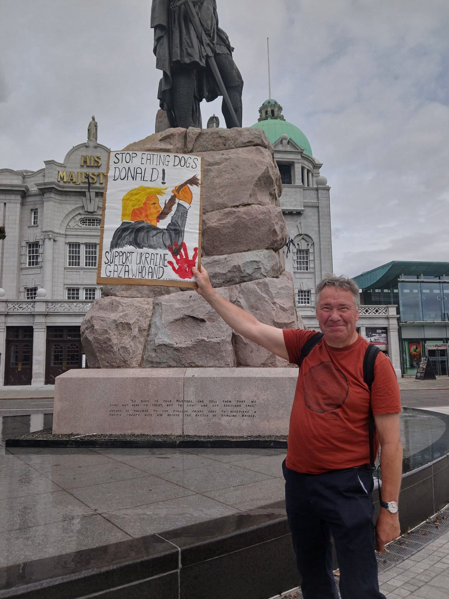 joshpizpom's tweet image. It's fair to say Mr Trump wouldn't be warmly received if he happened by Aberdeen City Centre this afternoon.
@heraldscotland