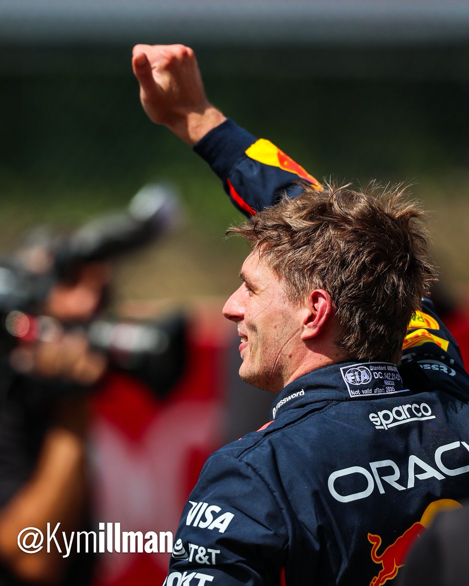 SPRINT MASTER

Max Verstappen wins his 12th F1 Sprint ahead of both McLarens, and Red Bull's new era is off to a winning start!

#f1 #formula1 #motorsports #redbull