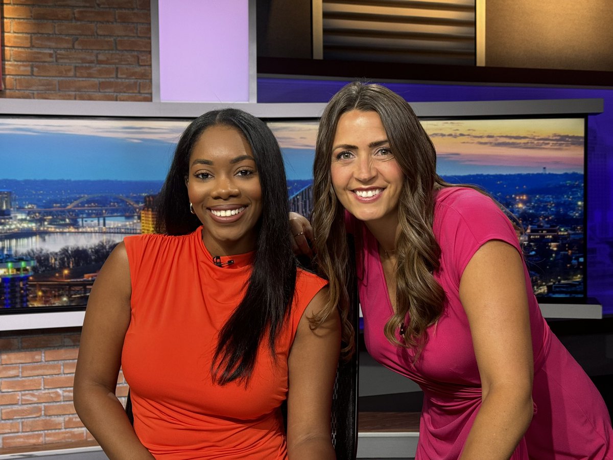 TeraBlake's tweet image. Happy Saturday from @s_hawkinsnews and I!
☀️ "The sun is up, the sky is blue.
Today is beautiful, And so are you!"
-- The Beatles
@Local12