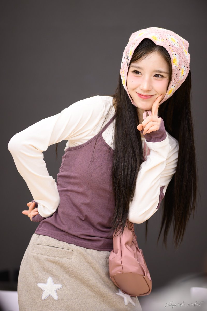 stupid_orbit's tweet image. ARTMS @ 헬로라이브 스튜디오 250711 #ARTMS #아르테미스 #Club_Icarus #희진 #HeeJin