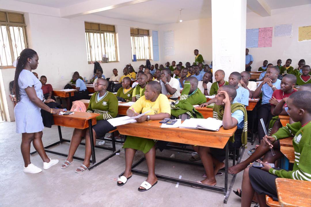OlaosaCom23's tweet image. The first session of the day (career guidance) has been well executed and conclude.
Always a great time to interact and share knowledge with the young ones.
#OLAOSA_AGM25
