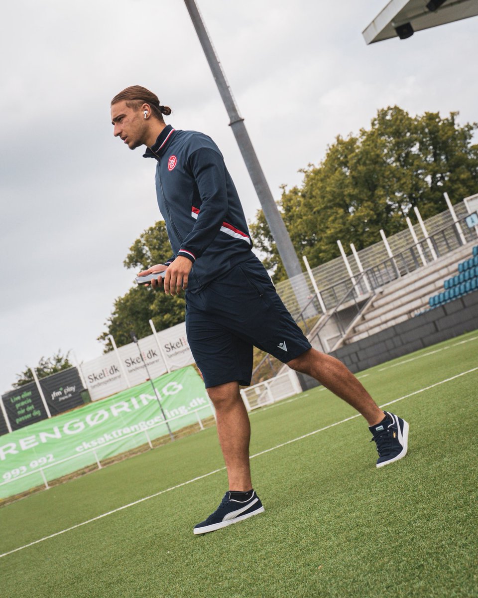 aabsportdk's tweet image. Spillerne er ankommet til Helsingør Stadion ⚽️