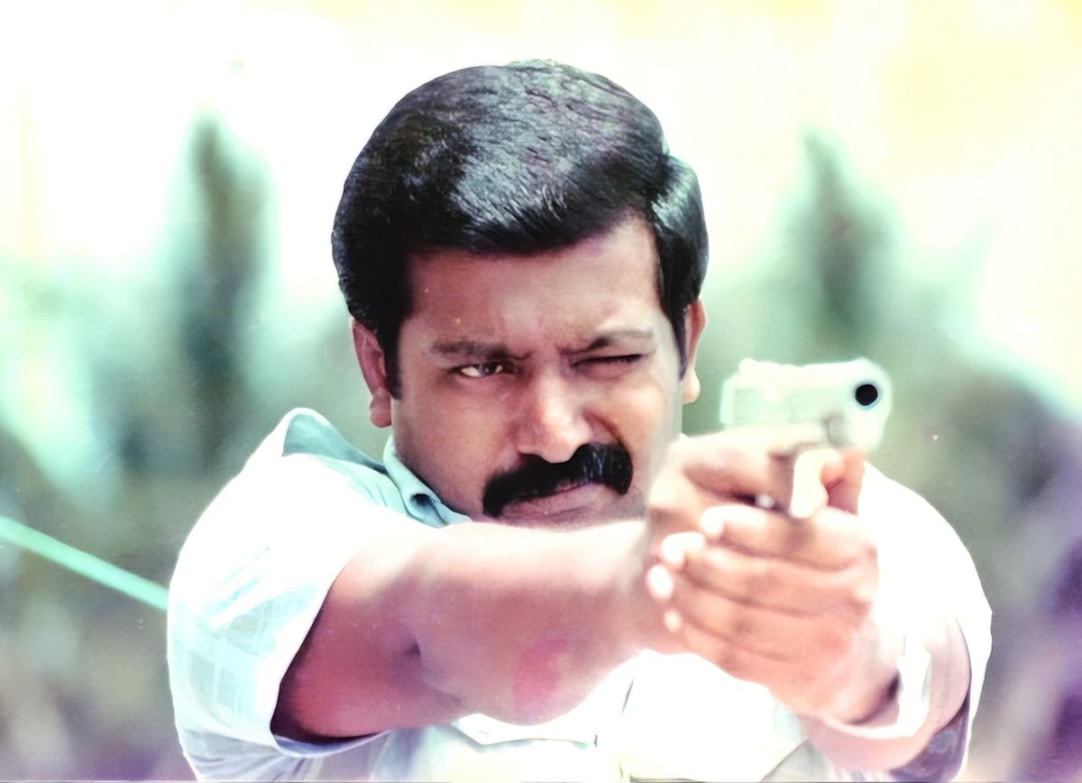 nanthan_ananth's tweet image. ஓர் பத்திரிகையாளரின் கேள்விக்கு தமிழீழத் தேசியத்தலைவர் கூறியது

வினா?
உங்கள் போராட்ட காலத்தில் இருண்ட பக்கம் என்னது?

பதில்- நான் பெரிதாக நம்பியிருந்த என் ஆரம்பகால தோழர்கள் துரோகிகளாக மாறியது.