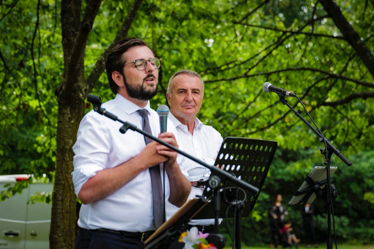 MA_Jamet's tweet image. Une belle garden-party @valdereuil_info avec @p_brun le 14 juillet !