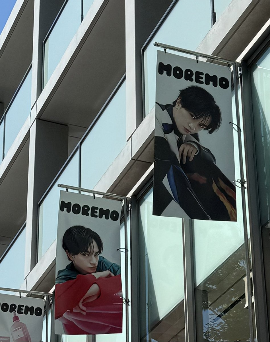 hyogure's tweet image. 「セクシー産業の人ね」って聞こえてきて思わずわろ😂