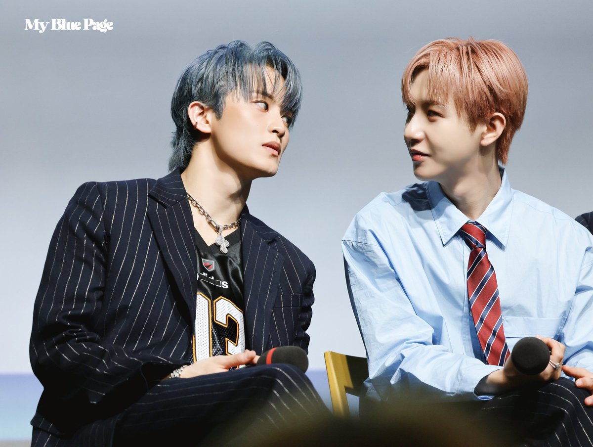 MyBluePage's tweet image. 🤔😊

250726 음중 미팬
#마크 #MARK #런쥔 #RENJUN