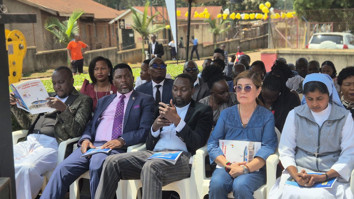 WinifredNakandi's tweet image. I have joined the faithfuls of Bbiina to celebrate the Parish Day of St. James Catholic Parish - Bbiina. Together with area leaders and aspiring leaders, we have joined the fundraising effort to support the projects of the Parish.