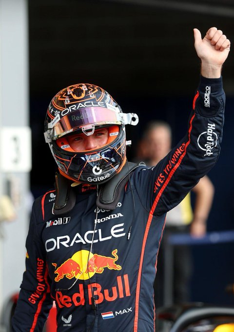 f1statsguru's tweet image. How good is Max Verstappen in Sprints?
Even if he skips every Sprint for the rest of 2025 and all of 2026 (assuming six per year), he’d still start 2027 with more Sprint wins than anyone else.
That good!