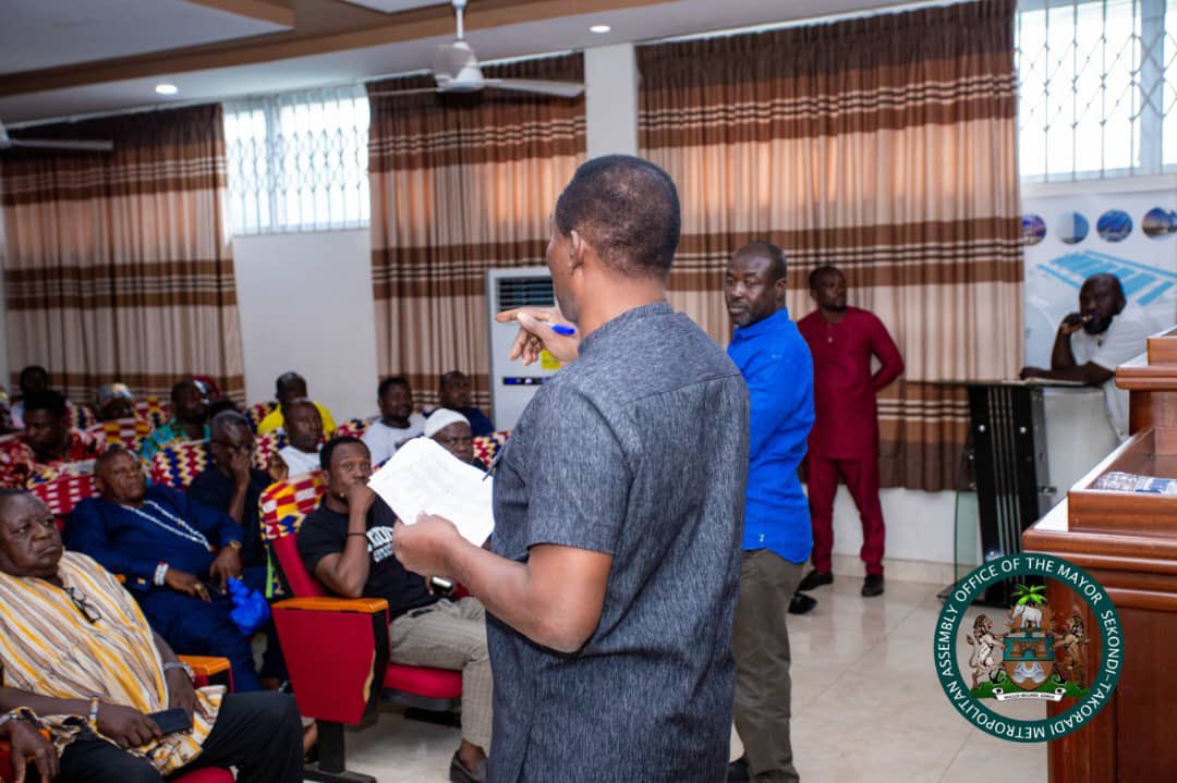 1/
The Sekondi-Takoradi Mayor, Hon Lawyer FF Faidoo, together with representatives from the National Premix Secretariat and Fisheries Ministry on Friday 25th July 2025 officially commissioned Landing Beach Committees across the metropolis to oversee the fair distribution of….