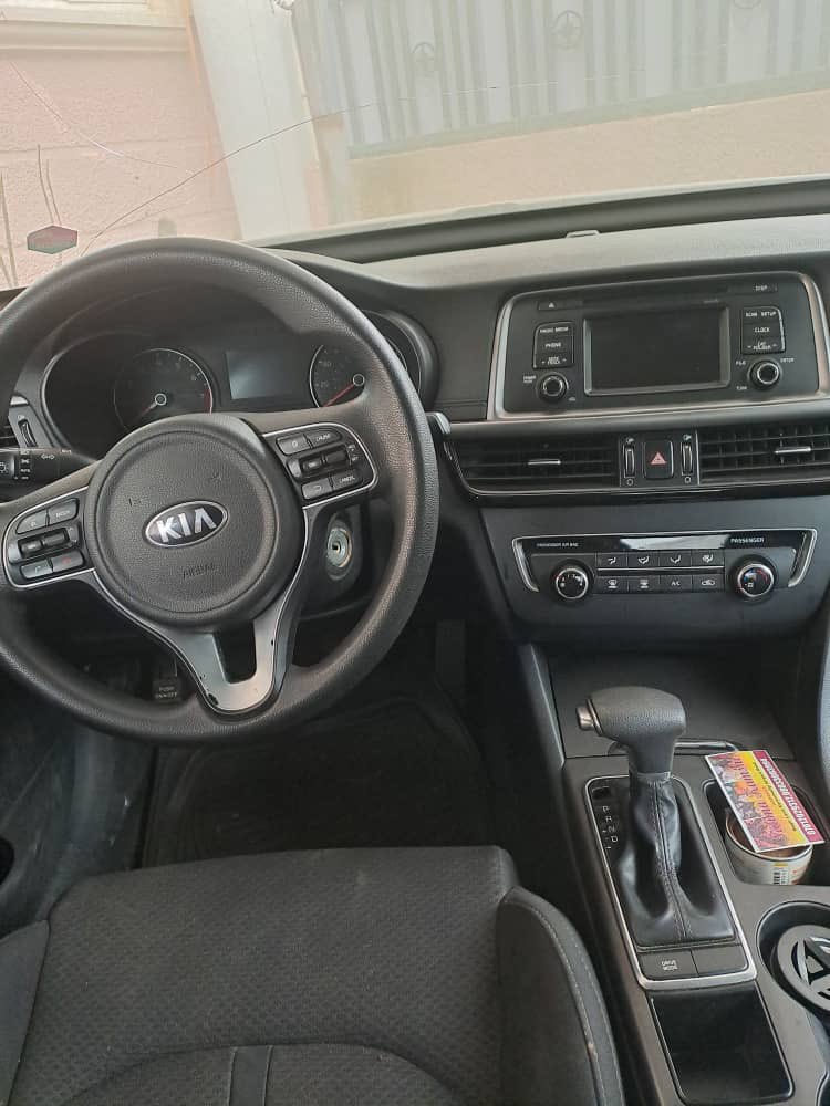 Automall_ng's tweet image. Slightly used KIA Optima
2017 model
Price.9.5m
Duty: paid
Location: Abuja
@abujastreets @__yellows
Retweet pls馃檹 @Carsnationn