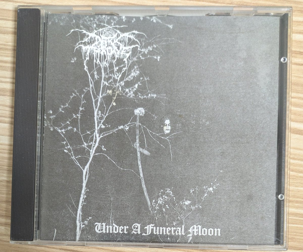 depressive_doom's tweet image. Under a Funeral Moon
Darkthrone
Summer of the Diabolical Holocaustて夏の曲ですよね🥵
youtu.be/9HRbiI4OQeQ?si…