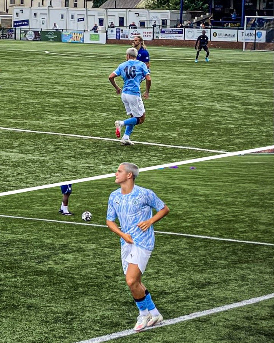 I had no idea Cavan Sullivan was playing for Man City’s u21 team on this trip but he’s already scored a goal for them 

Let’s go Cav 👏

#DOOP 📸 <a href="/cbelfield/">Chris</a>