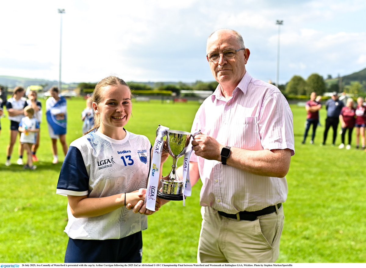 Ladies Football (@ladiesfootball) on Twitter photo 🏆 Ava Connolly of <a href="/WaterfordLGFA/">Waterford LGFA</a> is presented with the cup by Arthur Corrigan following the 2025 ZuCar All-Ireland U-18 C Championship Final between Waterford and Westmeath at Baltinglass GAA!
#zucaru18 🏆 Ava Connolly of <a href="/WaterfordLGFA/">Waterford LGFA</a> is presented with the cup by Arthur Corrigan following the 2025 ZuCar All-Ireland U-18 C Championship Final between Waterford and Westmeath at Baltinglass GAA!
#zucaru18