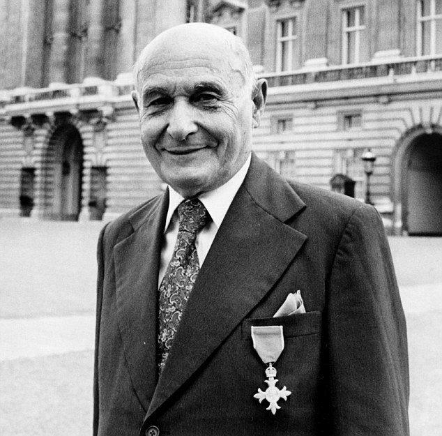 LostChronHist's tweet photo. Decades later, historians rediscovered the man behind D-Day’s greatest deception.

Juan Pujol García didn’t carry a rifle or fly a bomber, but with a pen, a radio, and a web of lies.. he helped change the outcome of the war. https://t.co/LT1gzY55jc