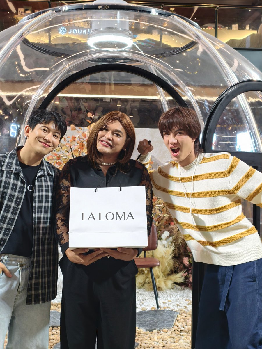 Jomchan's tweet image. ของดีที่ต้องซื้อซ้ำน้ำหอมแบรนด์ LALOMAคือหอมจริง หอมทนตัวเองไม่ได้กลิ่นแต่คนรอบข้างทักทุกคนว่า "หอมมากใช้อะไร?" ปลื้มปริ่มสุดๆ เป็นน้ำหอมที่สร้างเสน่ห์ให้ตัวเราเหมือนมีความหอมฟุ้งตลอดเวลาใครกำลังหาน้ำหอมแนะนำตัวนี้เลยไม่ผิดหวังแน่นอน
@tongthk
#ปลาน้อยของพี่ต๋อง
#LALOMA