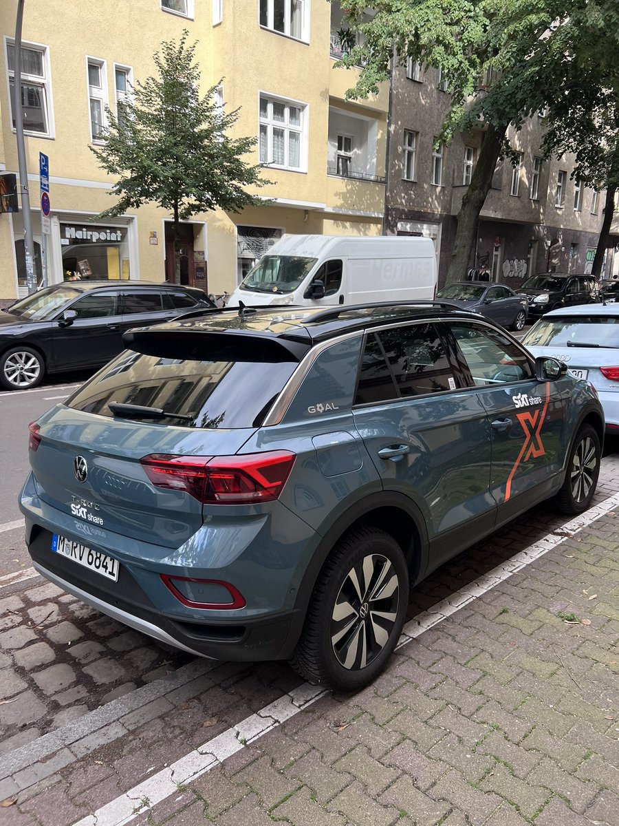 electricfelix's tweet image. Ten years ago when I came to Berlin I drove many shared EVs for the first time in my life
Ten years later the streets are literally filled with shared diesel cars
Not sure where we go from here⚡️
#rentelectric