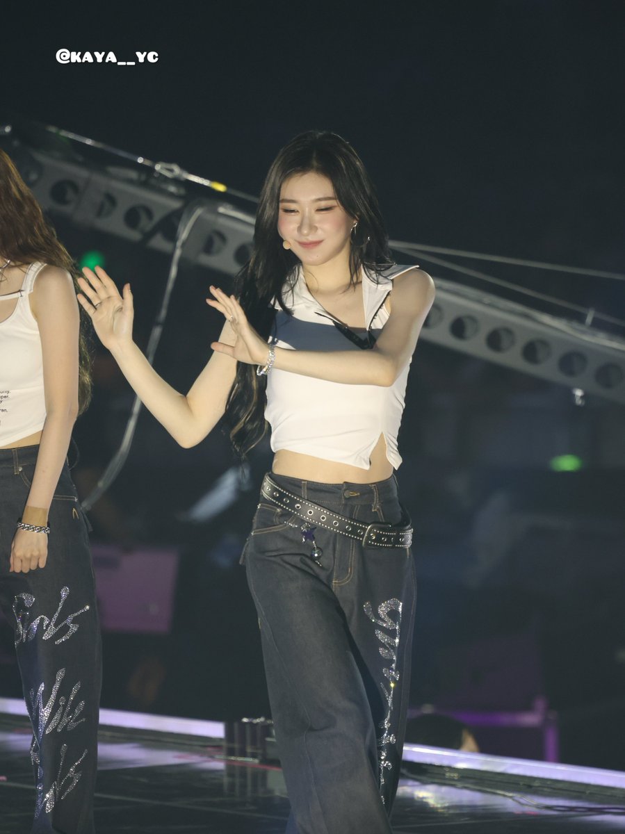 kaya__yc's tweet image. 250726 가요대전 Preview
왜 이렇게 귀엽지🥹

#ITZY  #있지  #CHAERYEONG  #채령 #チェリョン