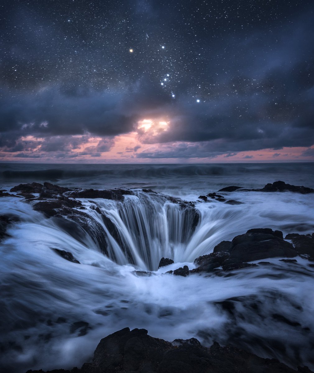 DigitalDanielG's tweet image. A photo composite I captured and created while on a trip down the Oregon coast nearly a decade ago