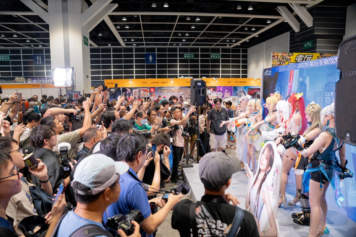 Cyberloafing_S's tweet image. 【摸鱼工坊】
由摸鱼工坊打造的《晶核》游戏官方看板娘,亮相香港动漫节,现场超吸睛~
#摸鱼工坊
#kigurumi
#晶核