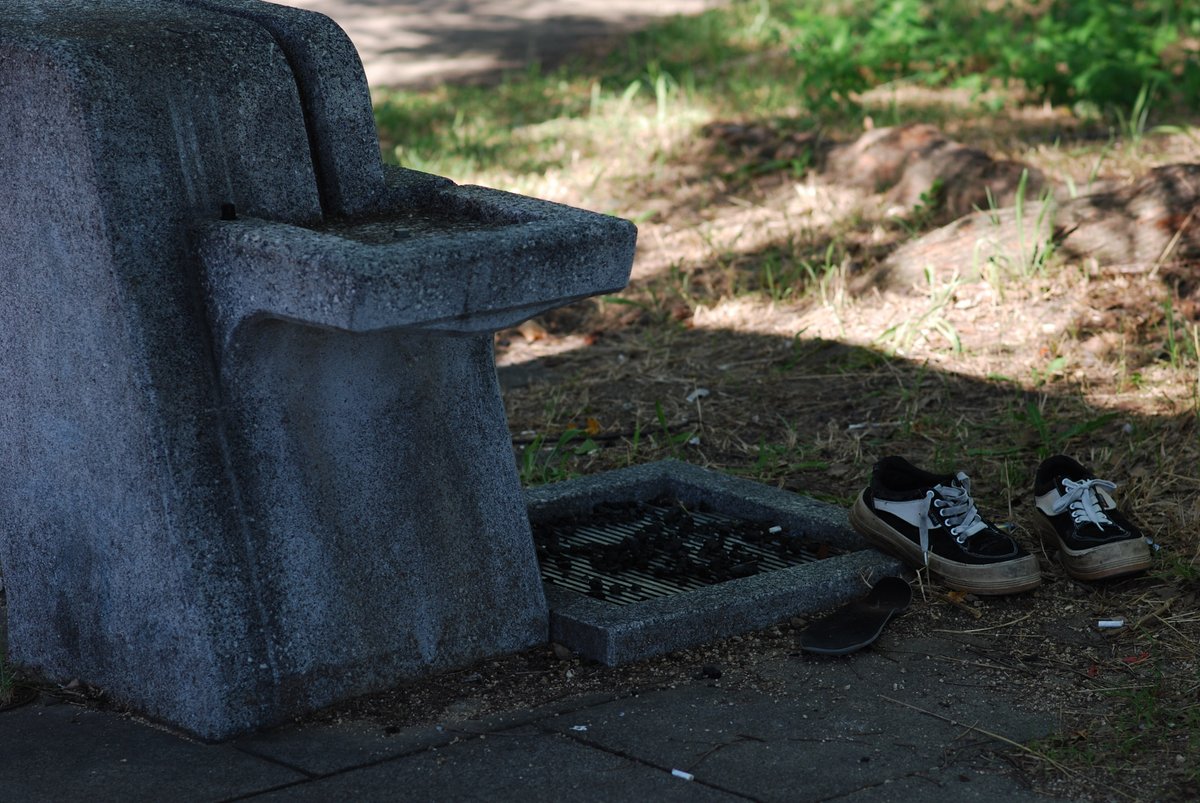DesignKokeshi's tweet image. 公園にあったもの