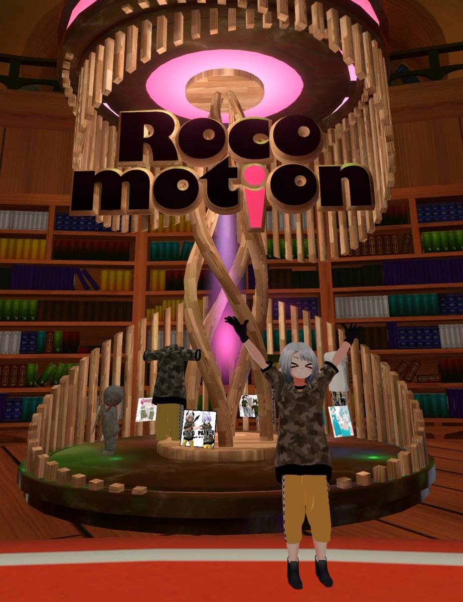 3年前に出たはじめてのVketでのワンショット
急遽作ってもらったROCOMOTIONのブースにウラモくんのアバターに着用した自作のフーディとサルエルショートパンツ
次回のVketは自前のアイテム増えたしCasbahくんで出展するぞ！