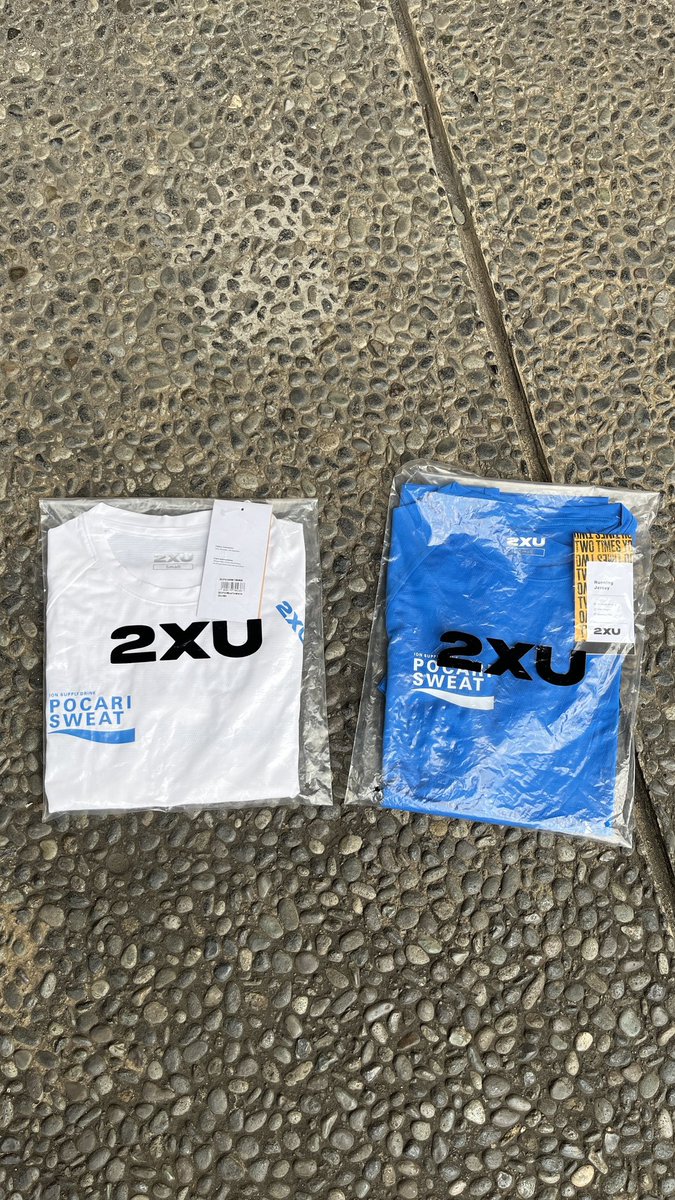 awbadass's tweet photo. WTS Jersey Pocari Sweat Run Indonesia 2025.
Baru with tag belum pernah di pake (BNWT)
Size S (Small)

Jersey Race (Biru): Rp. 400.000
Jersey Finisher (Putih): Rp. 450.000

Lokasi Bandung Kota https://t.co/4N7eRiok2B