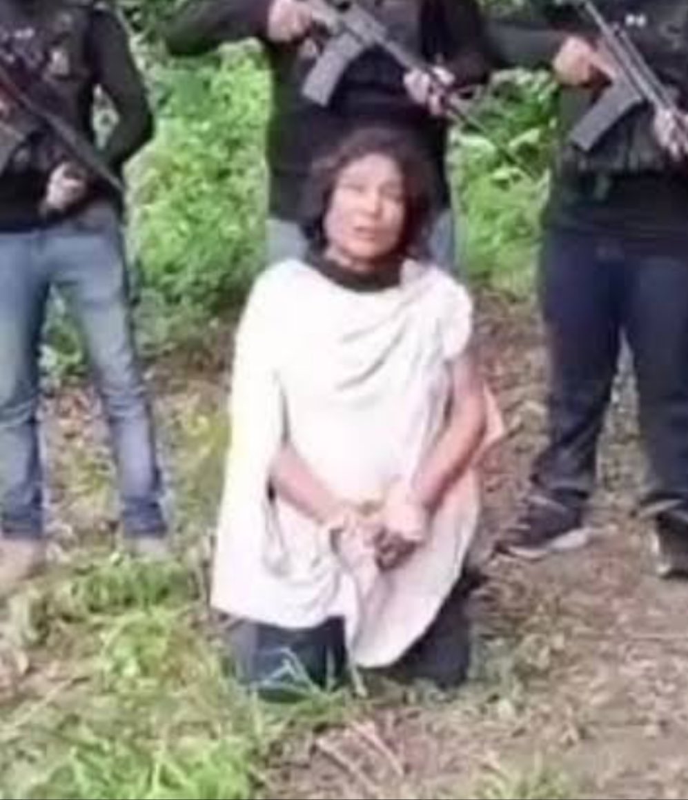 FitzgeraldQuim's tweet image. Pues según esta pendeja @rocionahle fue muerte natural, no fue asesinada.
¿Para qué no aguanta la tortura?